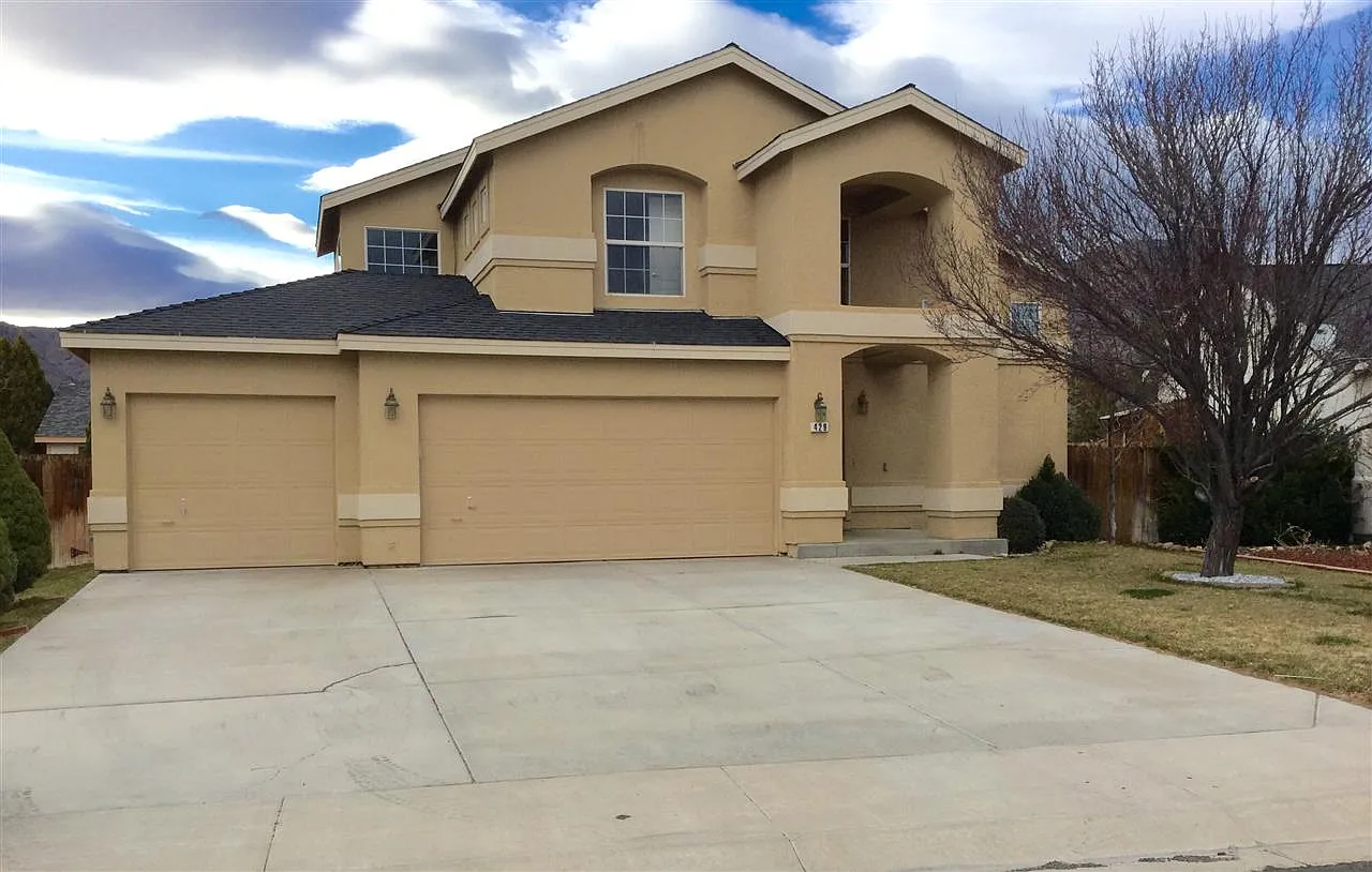 429 Crosswinds Dr photo 1