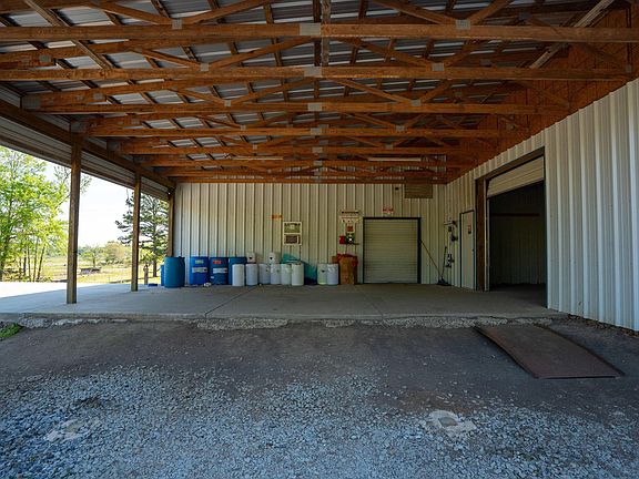 4th image of 119 Gemar Dr