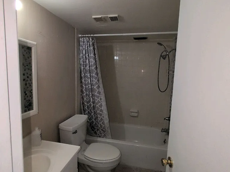 510 Avenue K NW #1 — Photo 6