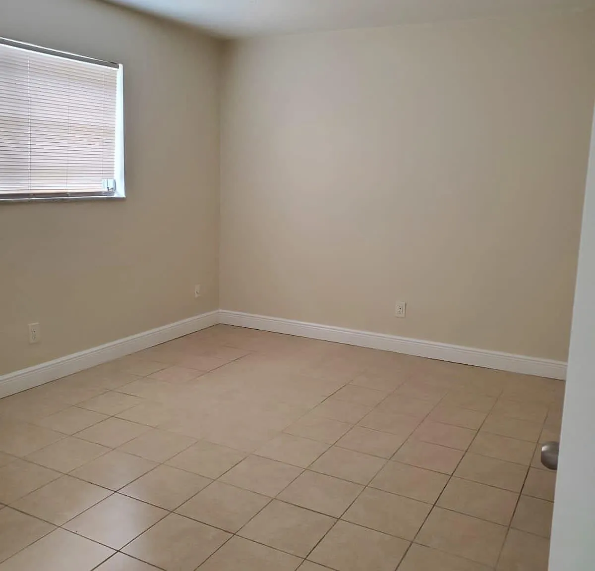 1 bed, 650 sqft, $1,695 — Photo 2