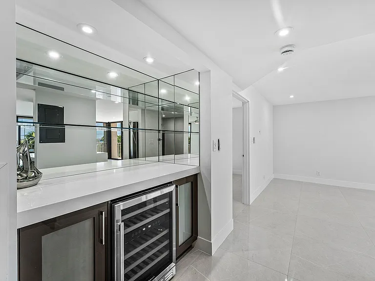 5480 N Ocean Dr #B1C — Photo 3
