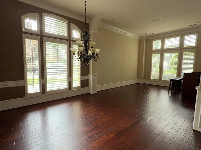 16410 Emilia Ct — Photo 15
