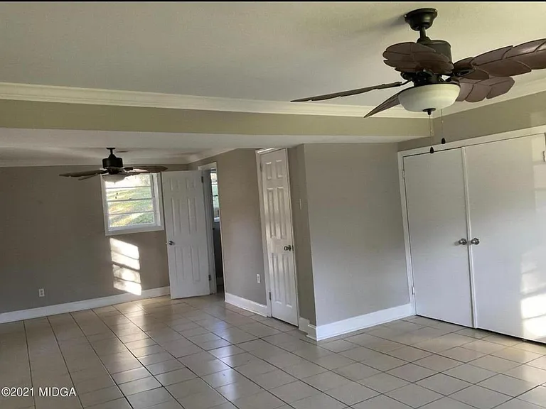2929 Southshore Dr — Photo 7