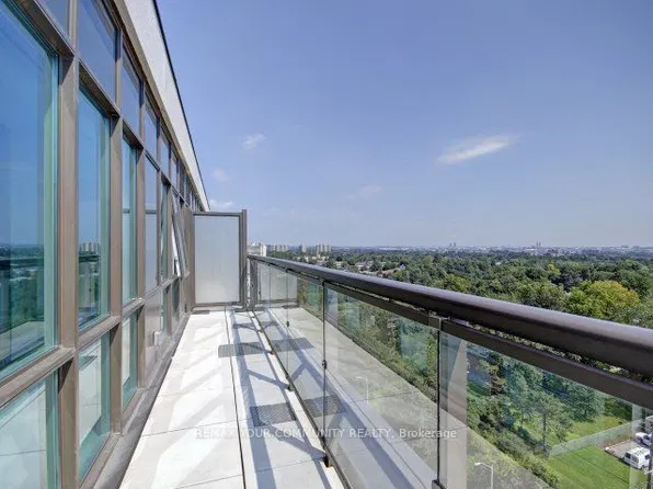 80 Esther Lorrie Dr Penthouse 1206, Toronto, ON M9W 0C6