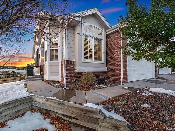 2nd image of 2811 Newport Cir