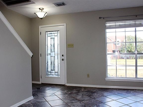 3rd image of 4302 Kingfish Dr