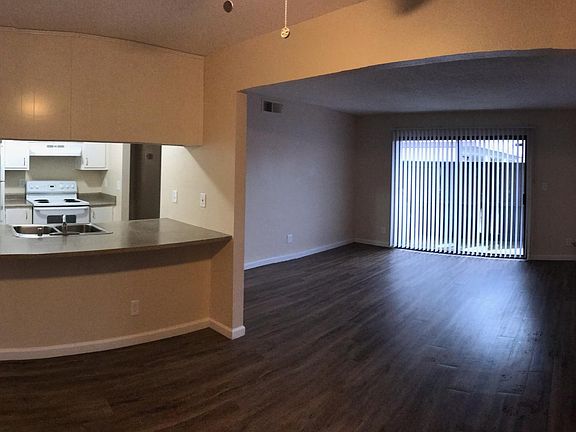 2nd image of 5048 Date Ave