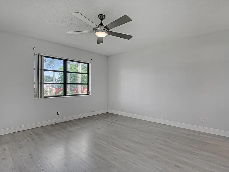 4575 Lucerne Lakes Blvd #103 — Photo 13