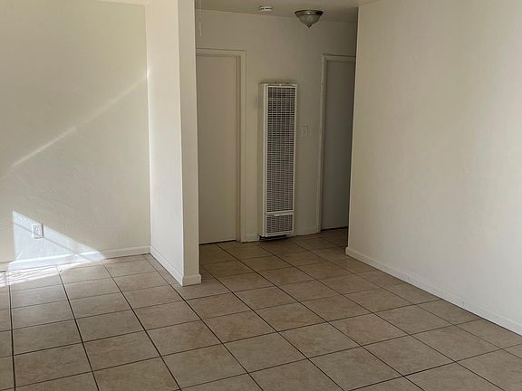 4th image of 5049 Sterling Ct #Rgvqzt30n