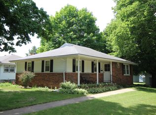 417 N Fulton St, Lacon, IL 61540