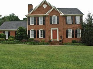 1701 Ashbury Ct, Roanoke, VA 24012