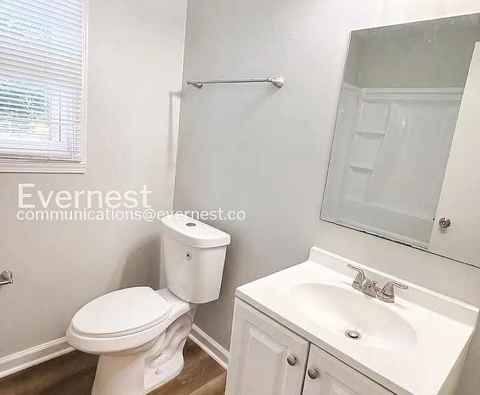 5725 Avenue O — Photo 8