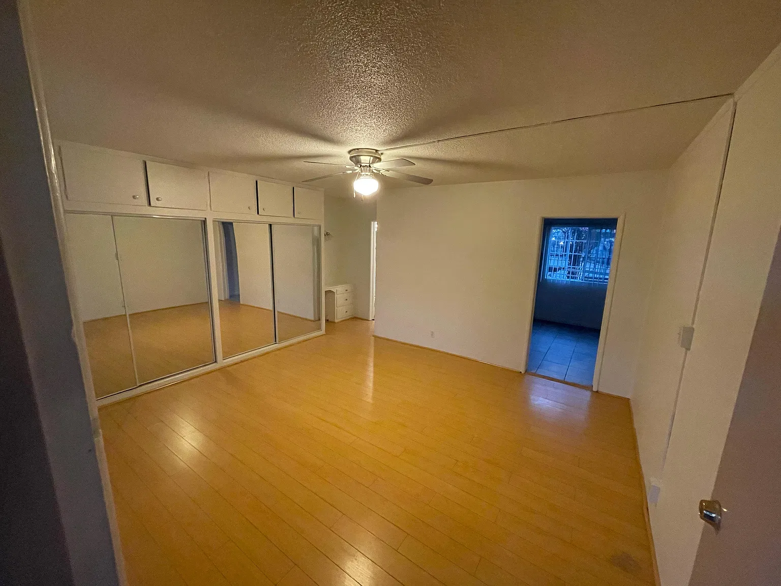 Studio, $1,350 — Photo 2