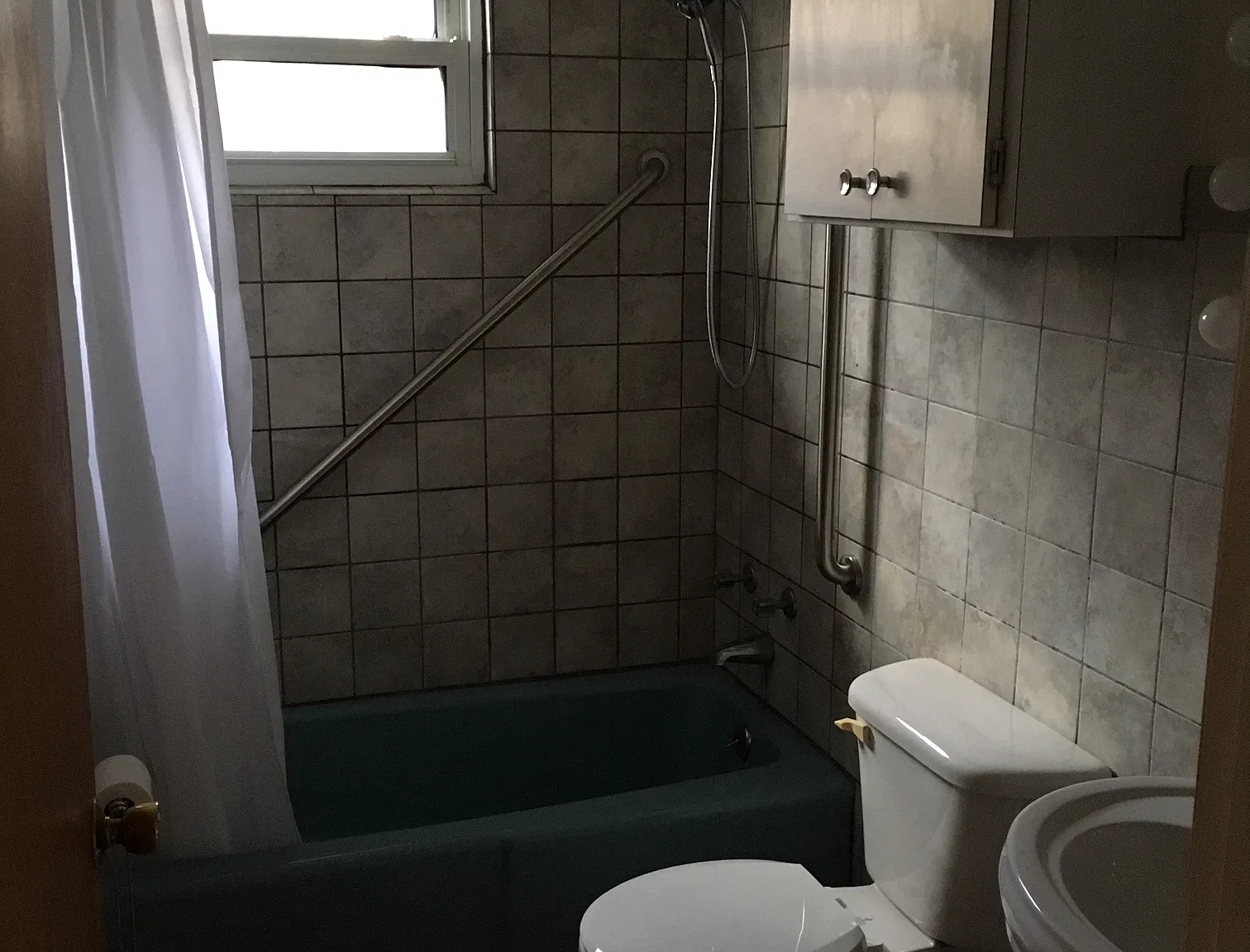 2 bed, 800 sqft, $1,800 — Photo 4