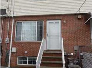 12 Hill St, Staten Island, NY 10304