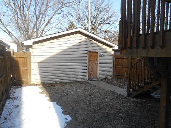 3rd image of 11726 S Vincennes Ave