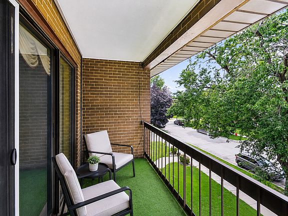 5th image of 9619 S Kedvale Ave