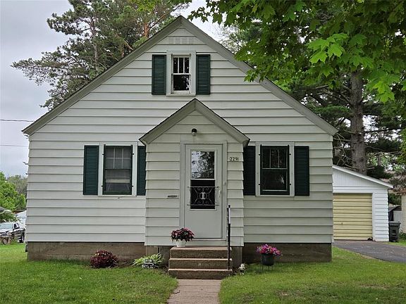 4th image of 229 South Street