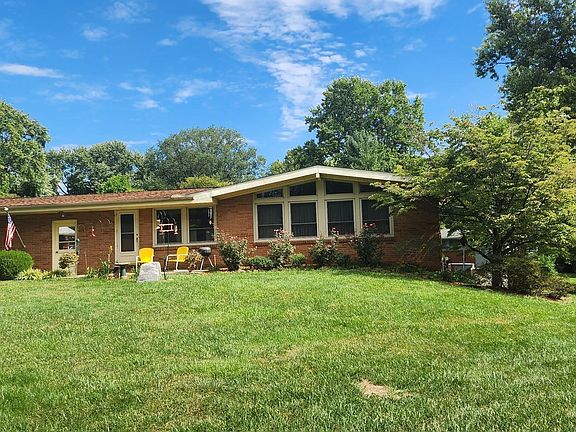 4th image of 2263 E Shawnee Dr