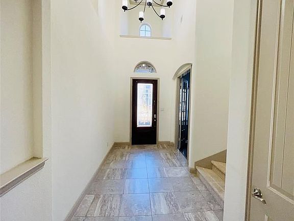 4th image of 10831 Paula Bluff Ln