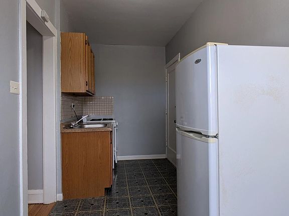 5th image of 1354 W Wilson Ave #1MB