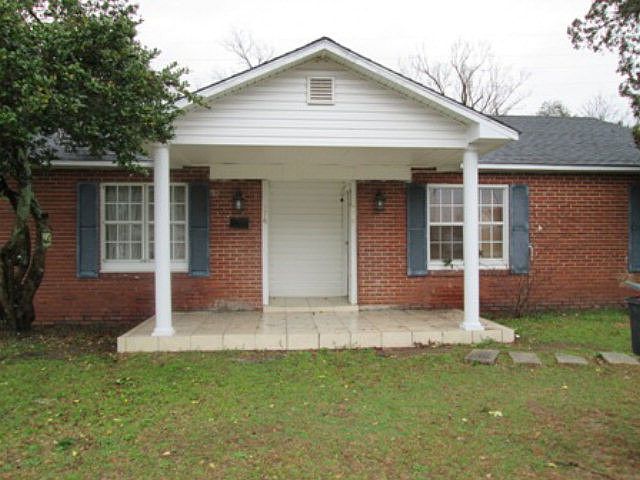 1st image of 476/478 Metz Drive