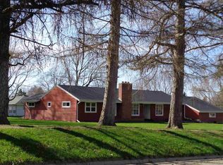 1111 Jackson St, Pecatonica, IL 61063