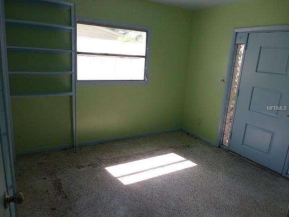 3rd image of 9620 Park Lake Dr