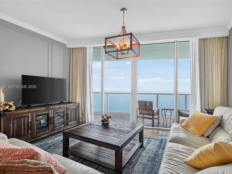 17001 Collins Ave #3402