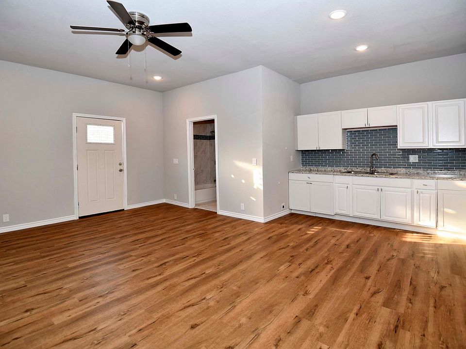 1st image of 814 N Kentucky St #A