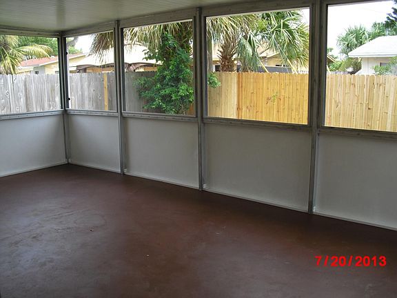Screened patio