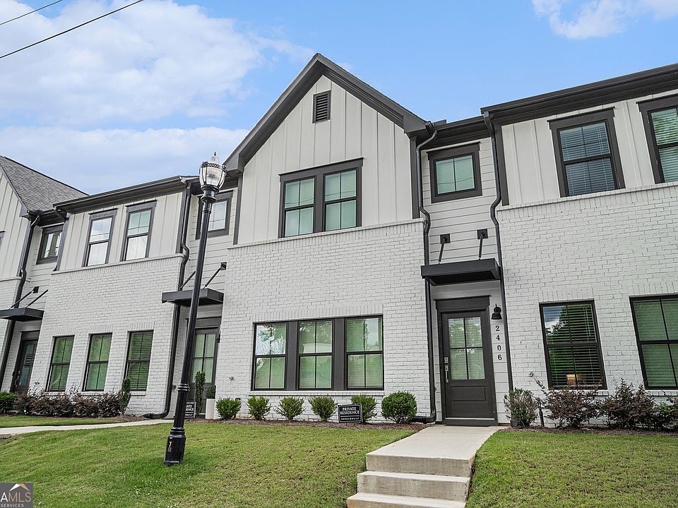 2nd image of 2406 Lakeshore Ln