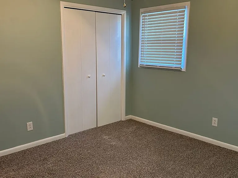 103 W Emerald Dr — Photo 14