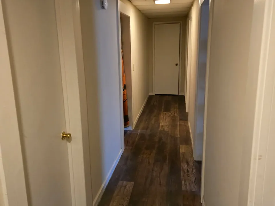 102 E Main St #5
