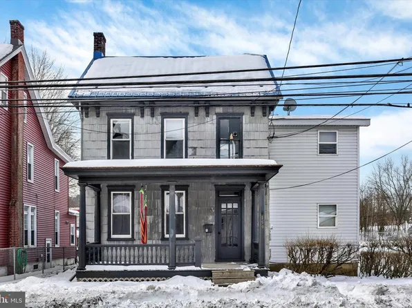 159 N Tulpehocken St, Pine Grove, PA 17963