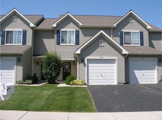 608 Caleb Dr, Ottawa, IL 61350