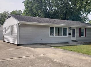 925 Rudy Ave, Mattoon, IL 61938