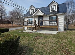 27 Church St, Spencer, TN 38585