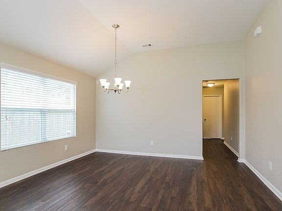 5th image of 21107 Fox Orchard Ct