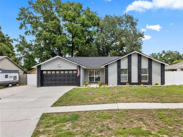 1727 Tallowtree Cir, Valrico, FL 33594