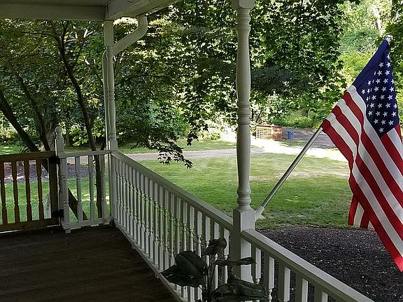 4th image of 3 Norlen Ln