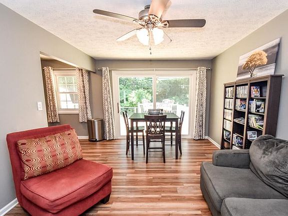 4th image of 3912 W Indian Creek Dr