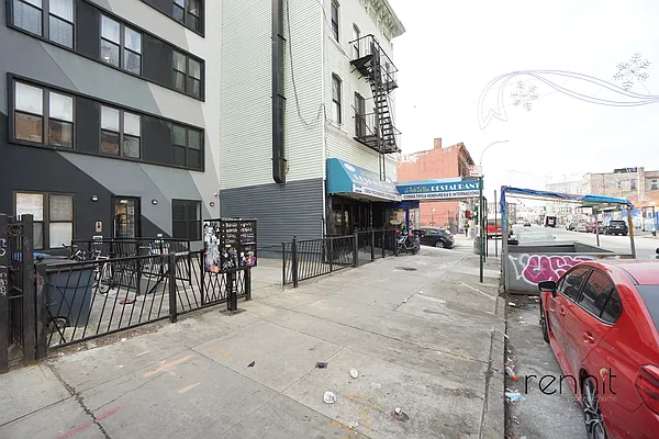 Rented by Rennit Inc. | media 22