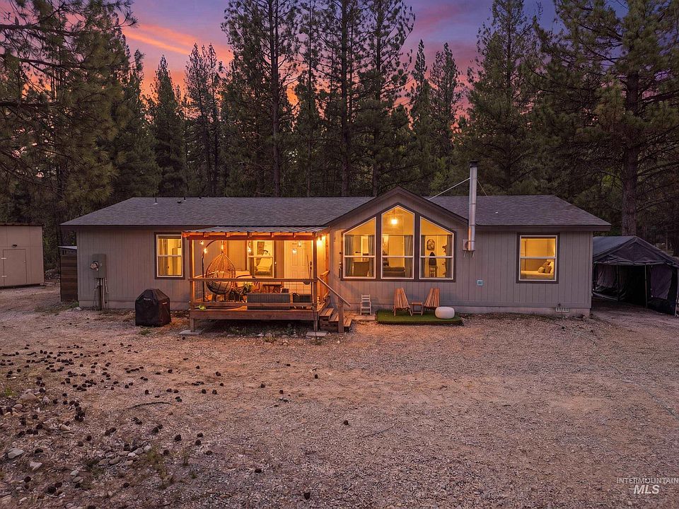 1st image of 17 Mountain Meadow Rd