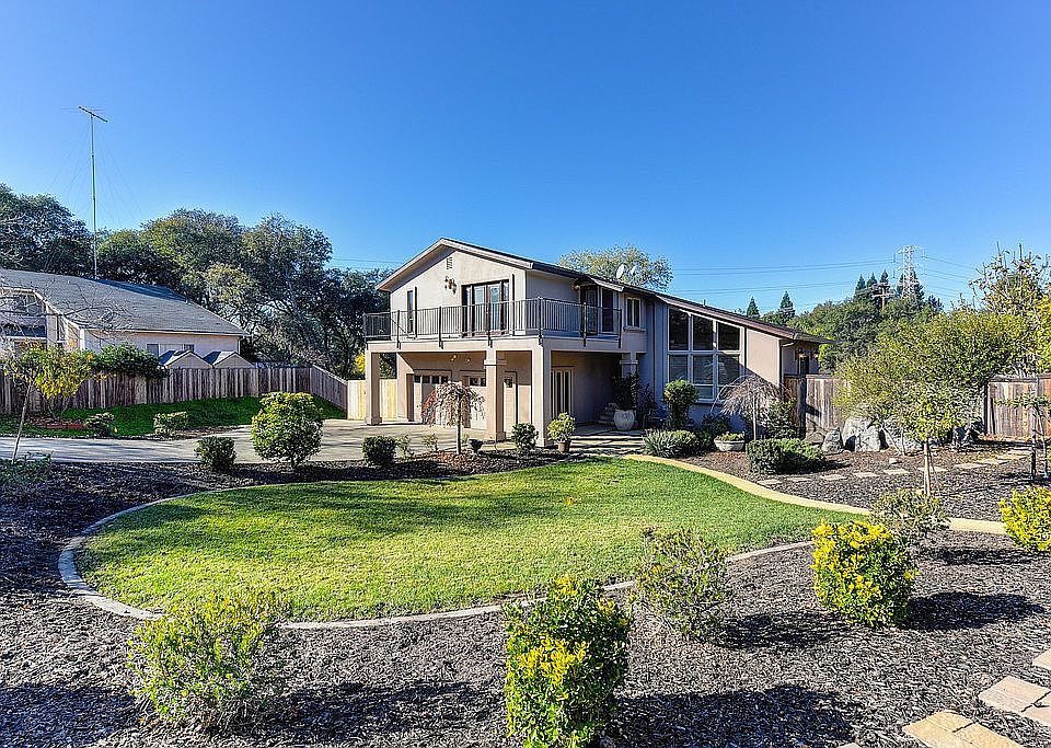 1st image of 110 Deerwood Way