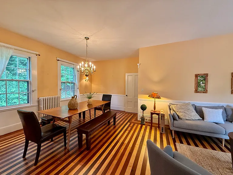 36 Maple Ave — Photo 13