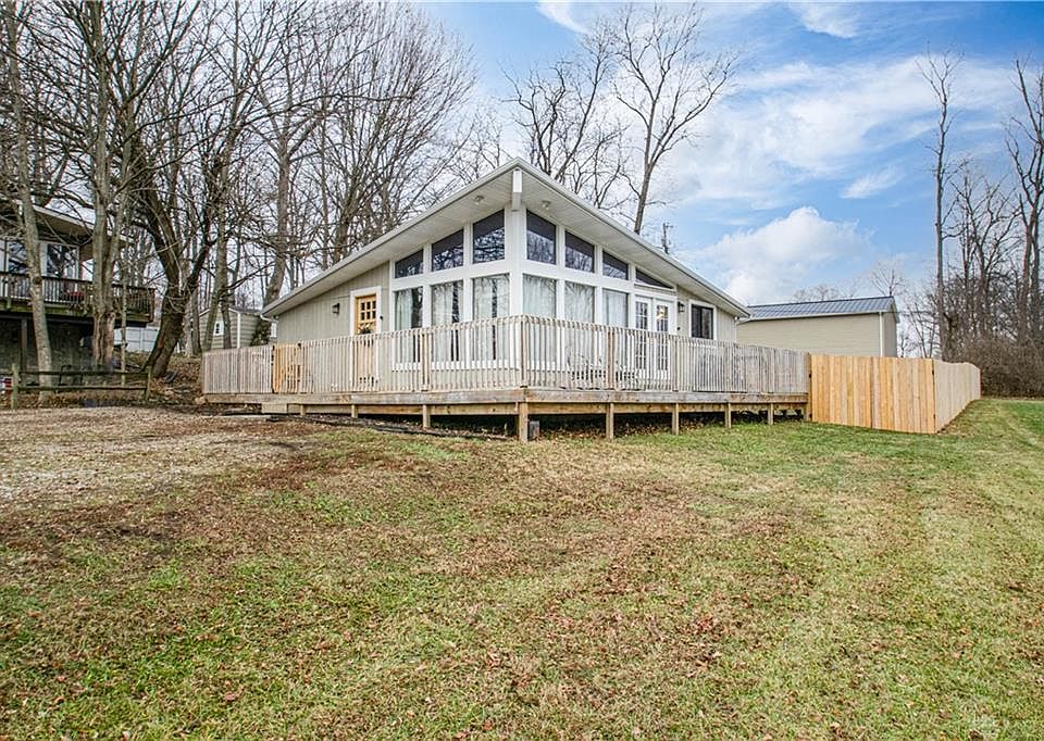 1st image of 43 Lightning Dr