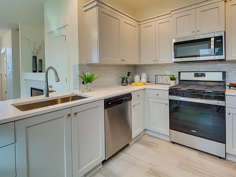 2520 NE Purcell Blvd — Photo 3