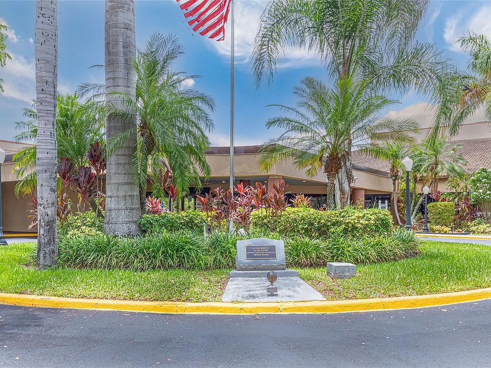 1st image of 9420 Sunrise Lakes Boulevard #212