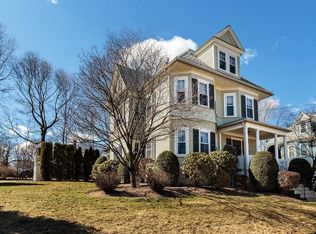 33 Grafton Ave, Milton, MA 02186